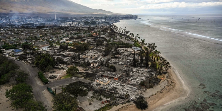 230810-maui-hawaii-wildfire-damage-ew-648p-d3cd18-lV1C5v.jpg
