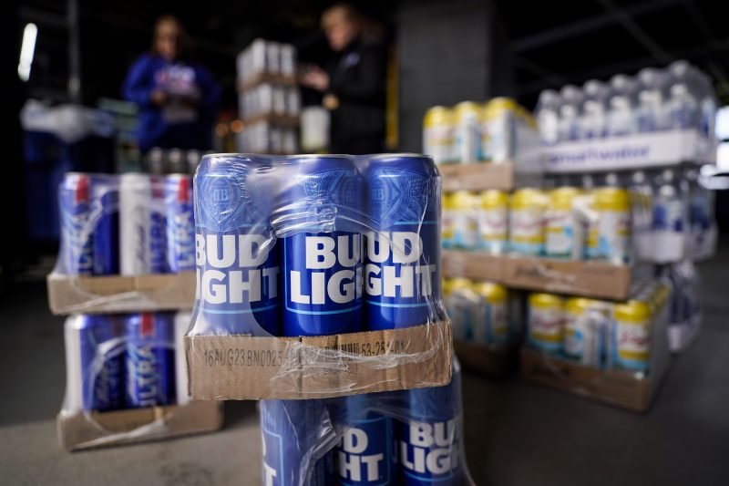 230426-bud-light-jm-1156-a3f879-oGUSme-800x533.jpg