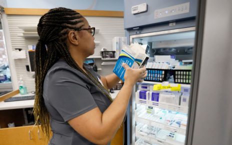 231031-cvs-pharmacist-al-1416-73a751-D1Sdb1.jpg